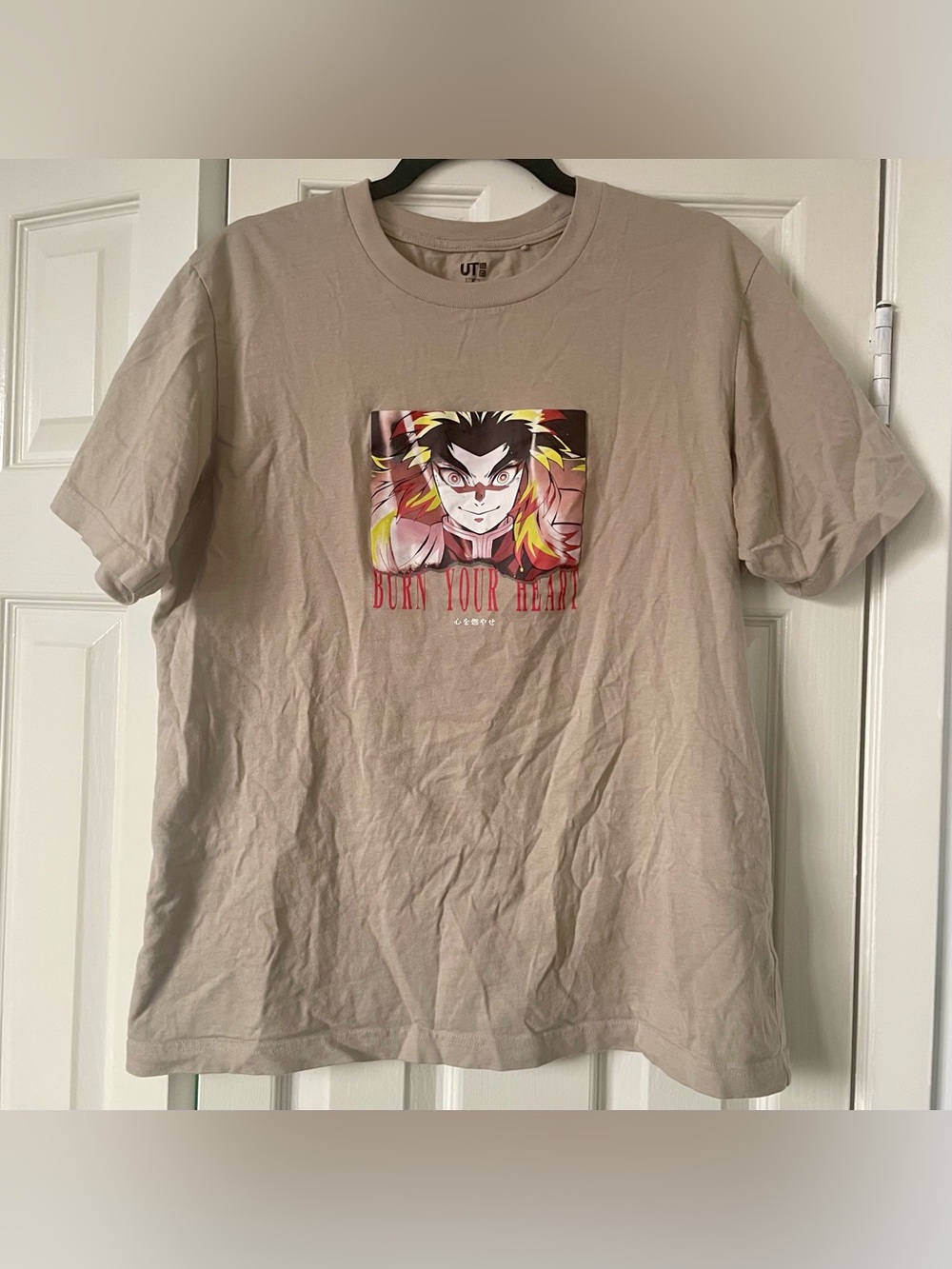 Demon Slayer Rengoku Shirt - tan t-shirt size M